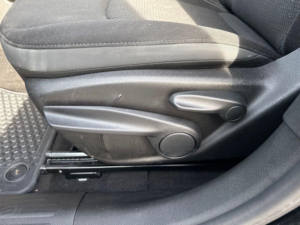 used 2023 Jeep Renegade car, priced at $23,777