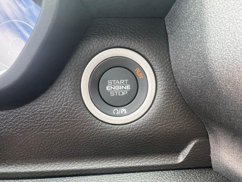 new 2025 Ram 1500 car, priced at $41,777