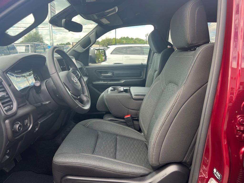 new 2025 Ram 1500 car, priced at $42,777