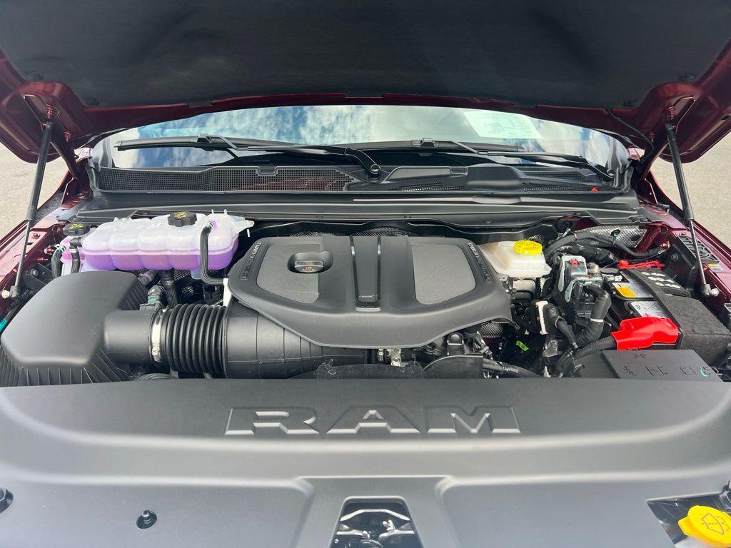 new 2025 Ram 1500 car, priced at $41,777