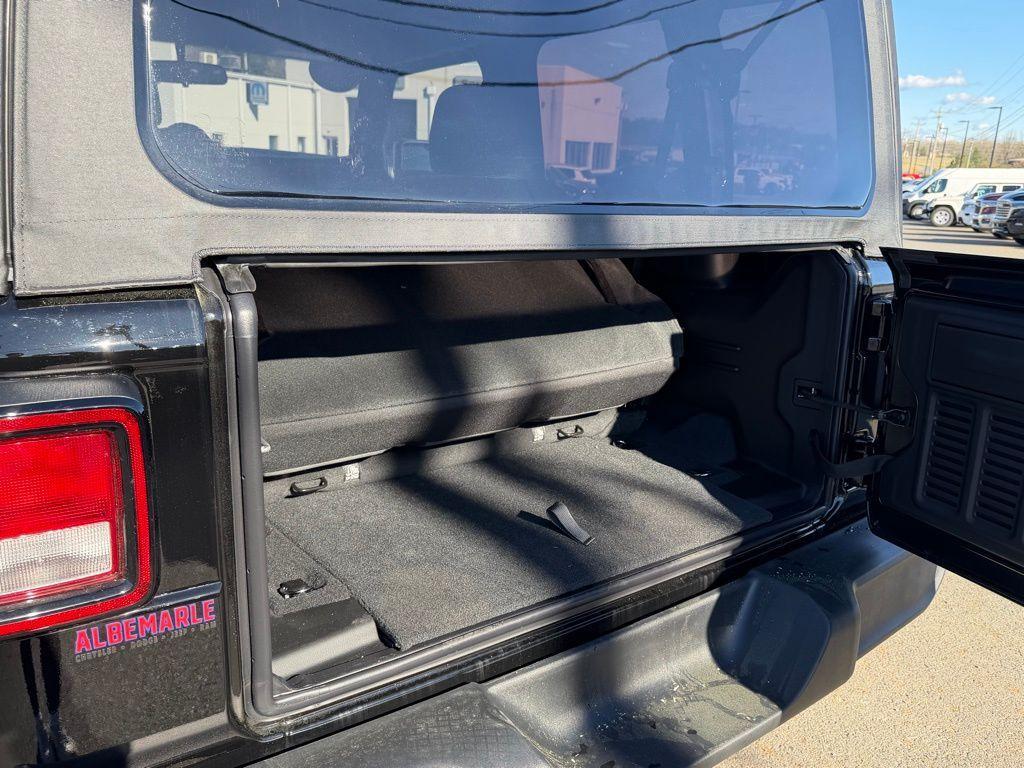 new 2026 Jeep Wrangler car, priced at $39,777