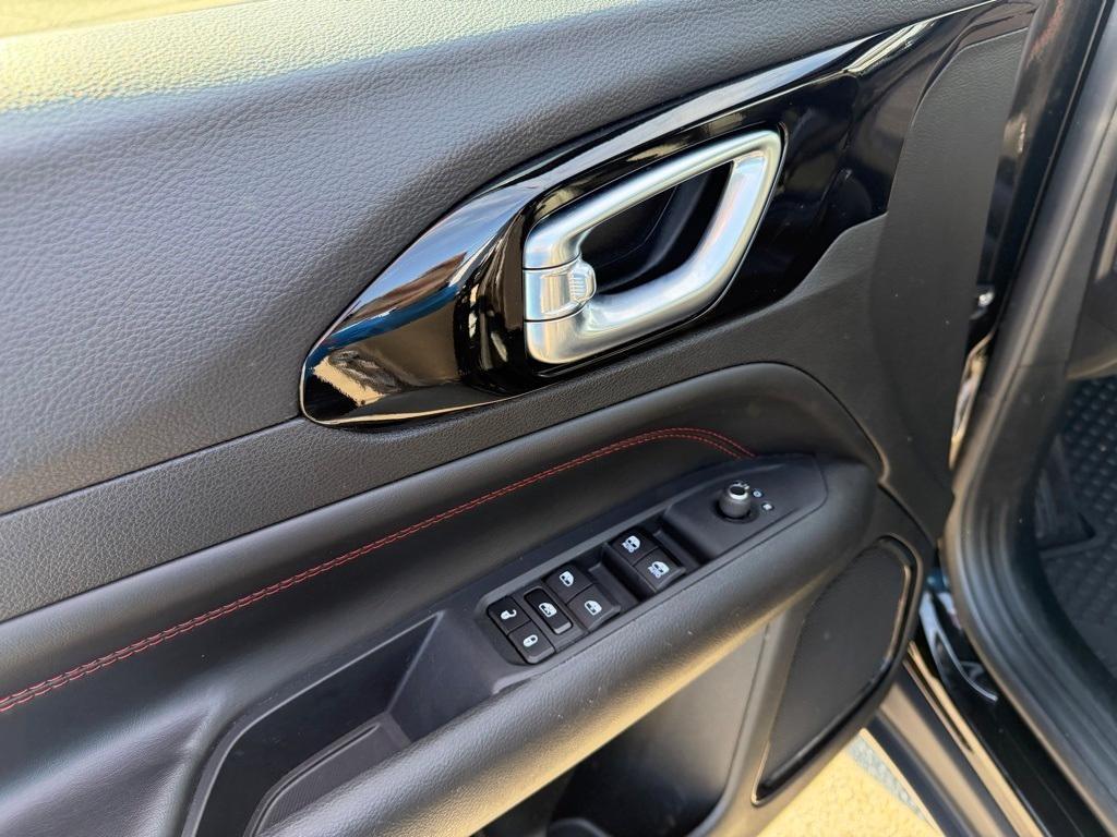 used 2025 Jeep Compass car, priced at $24,277