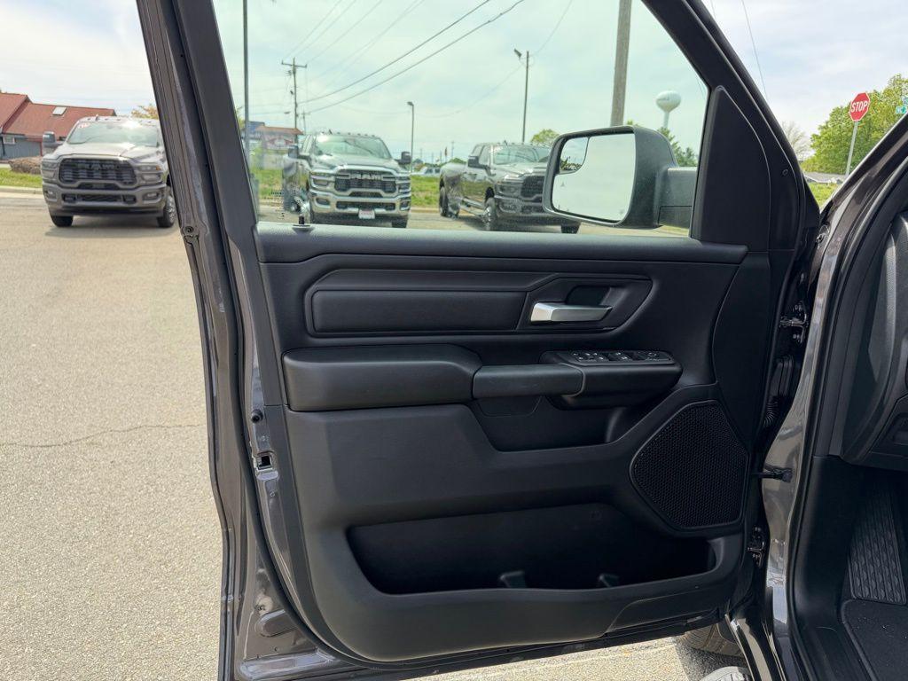 new 2026 Ram 1500 car, priced at $48,777