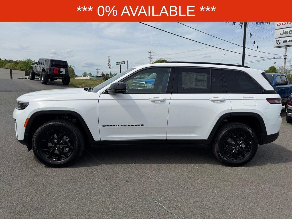 new 2026 Jeep Grand Cherokee car, priced at $44,777