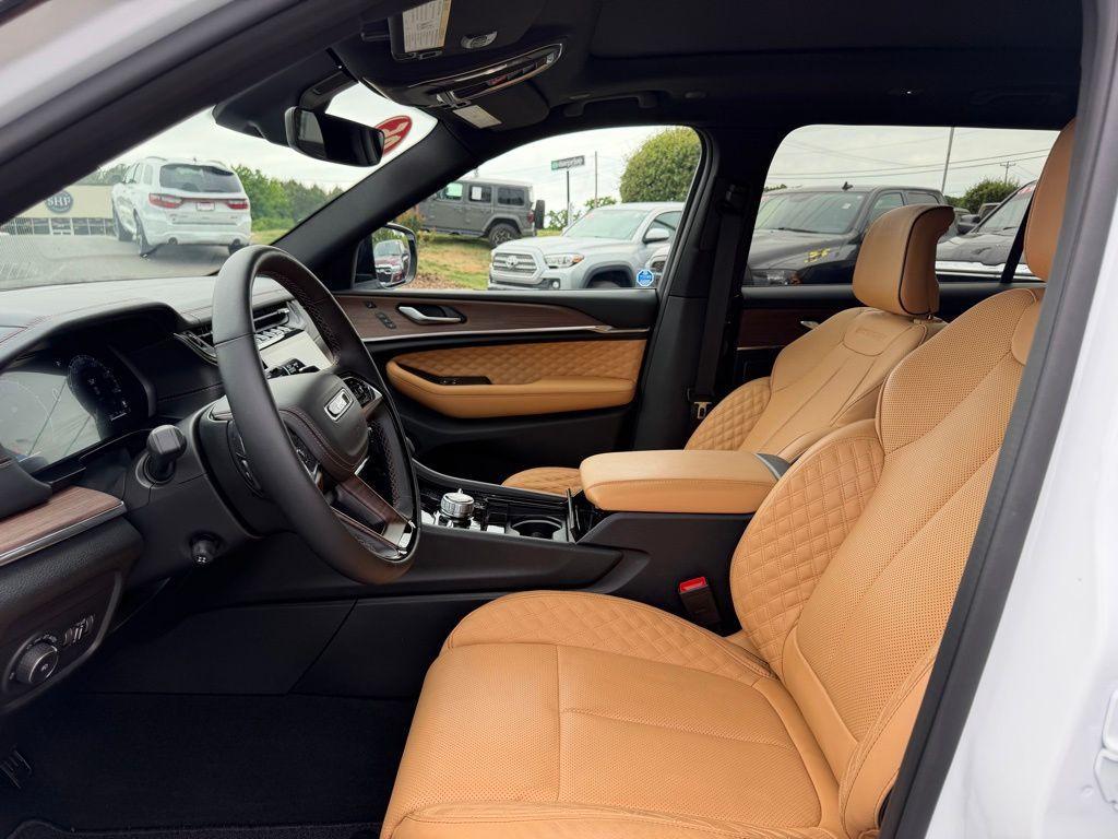 used 2024 Jeep Grand Cherokee L car, priced at $49,277