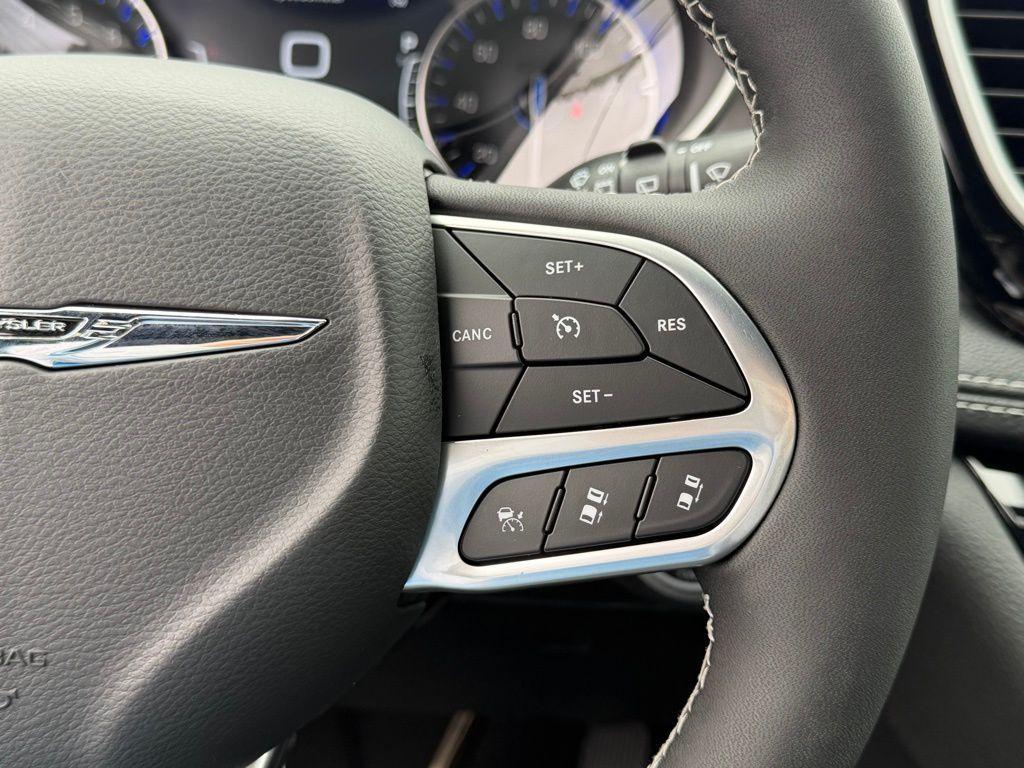 new 2026 Chrysler Pacifica car, priced at $41,777