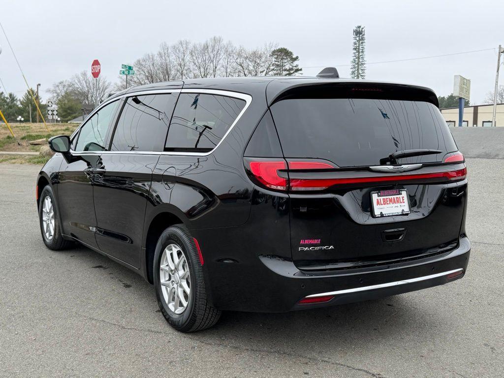 new 2026 Chrysler Pacifica car, priced at $41,777