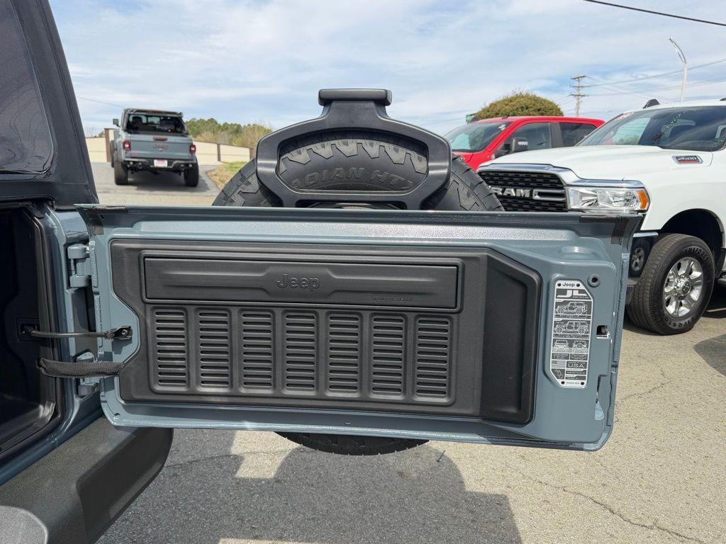 new 2026 Jeep Wrangler car, priced at $41,656