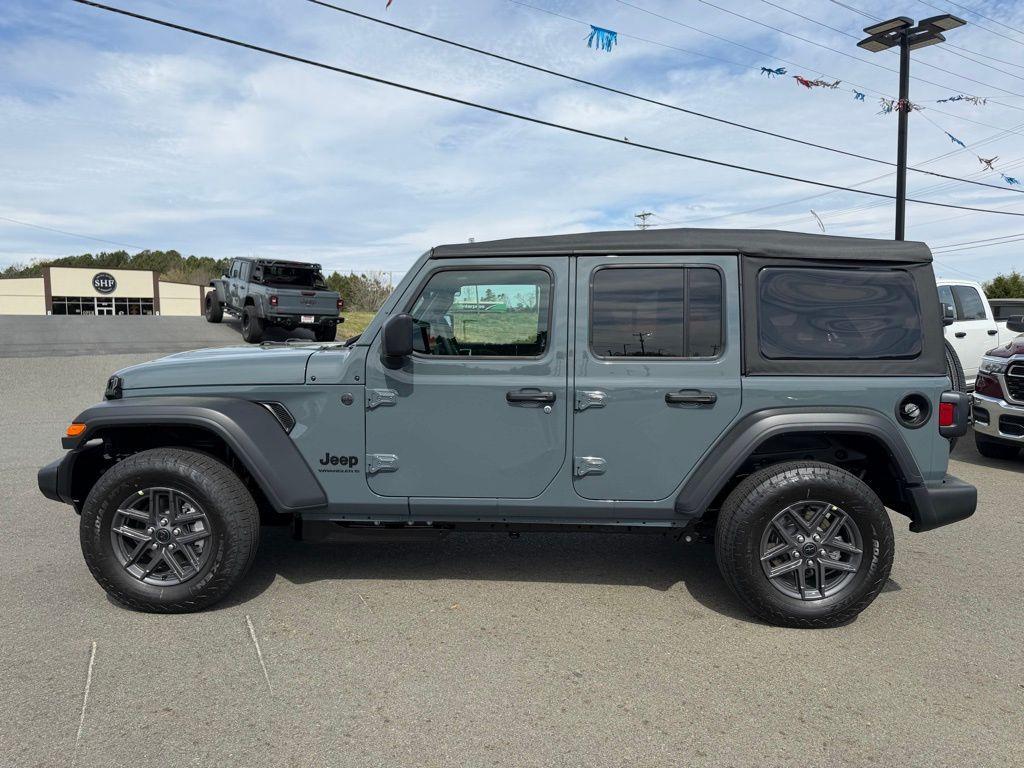 new 2026 Jeep Wrangler car, priced at $41,656