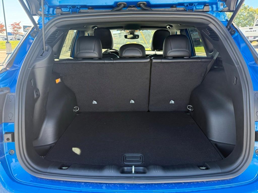 new 2026 Jeep Compass car, priced at $27,277