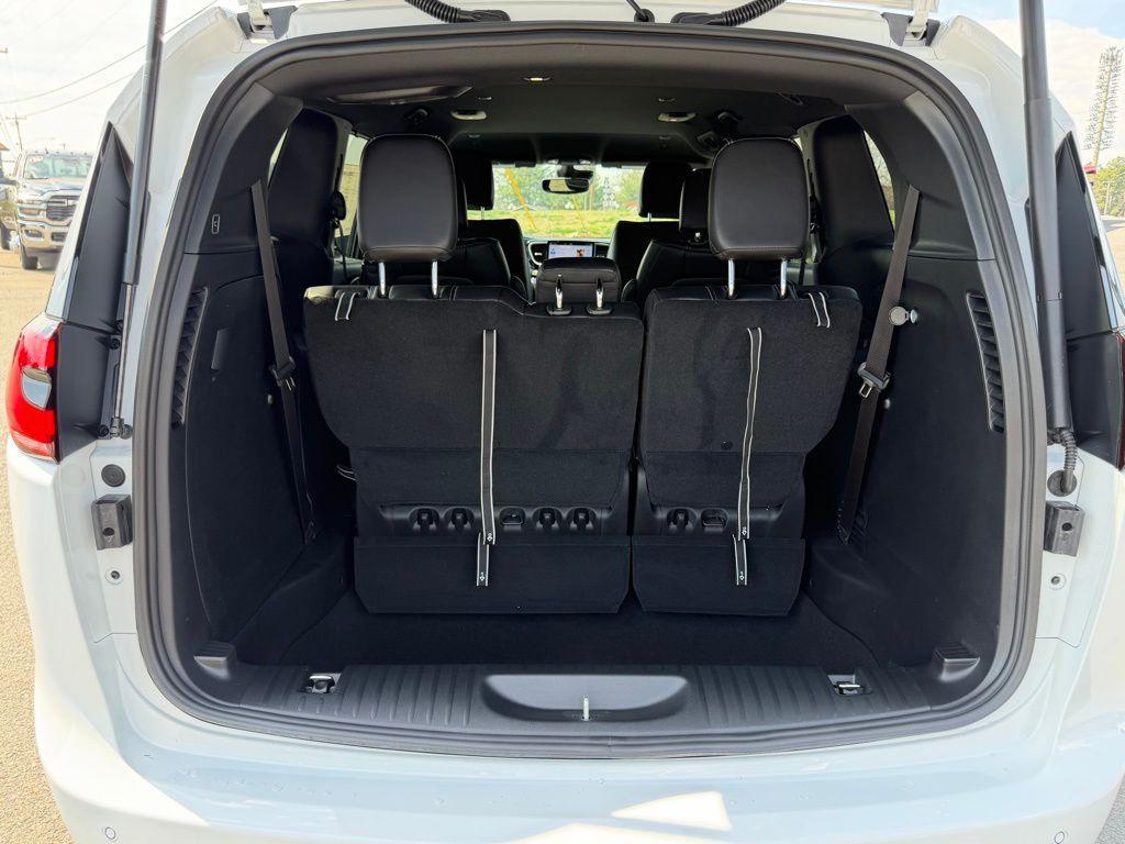 new 2026 Chrysler Pacifica car, priced at $47,935