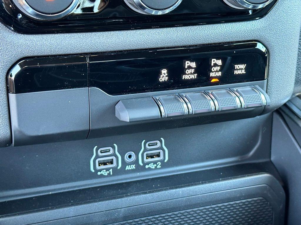 new 2025 Ram 1500 car, priced at $42,777