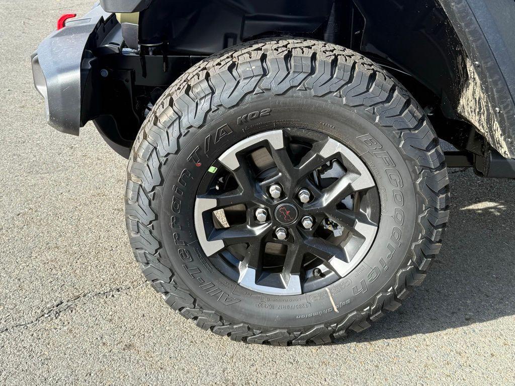 new 2026 Jeep Wrangler car, priced at $52,777