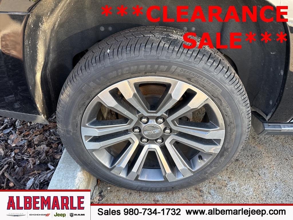 used 2018 GMC Yukon XL car, priced at $27,777