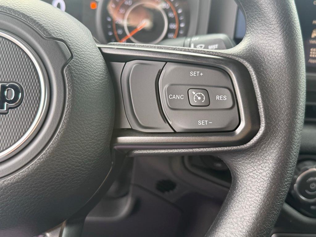 new 2026 Jeep Wrangler car, priced at $40,475