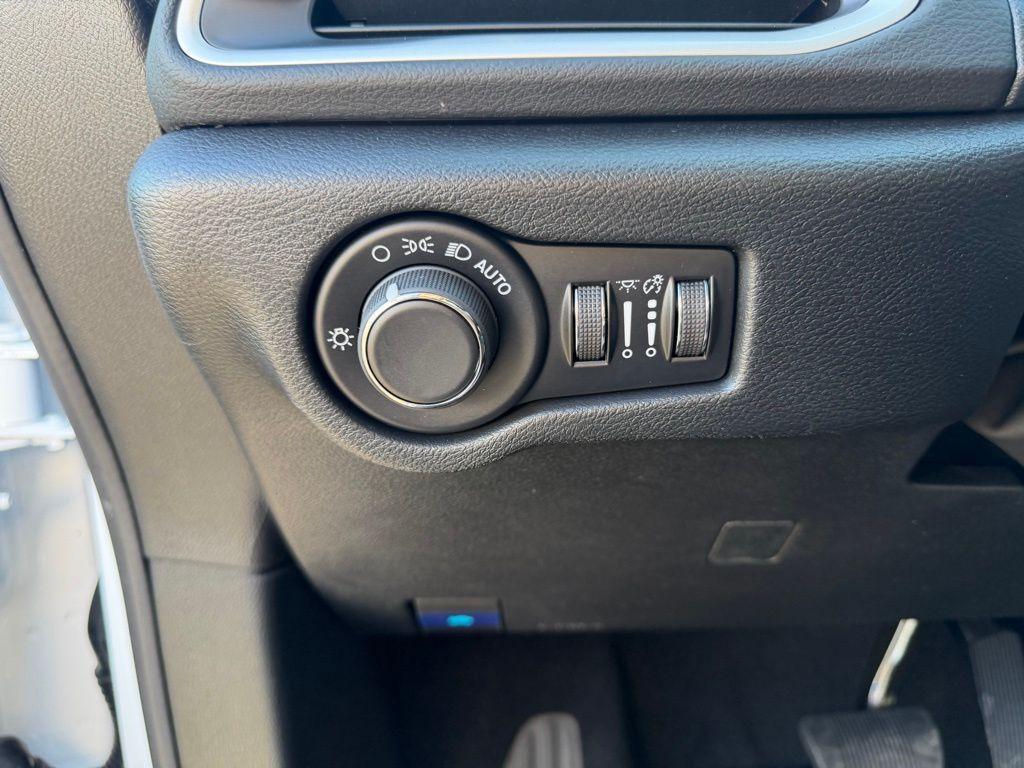 new 2026 Chrysler Voyager car, priced at $38,641