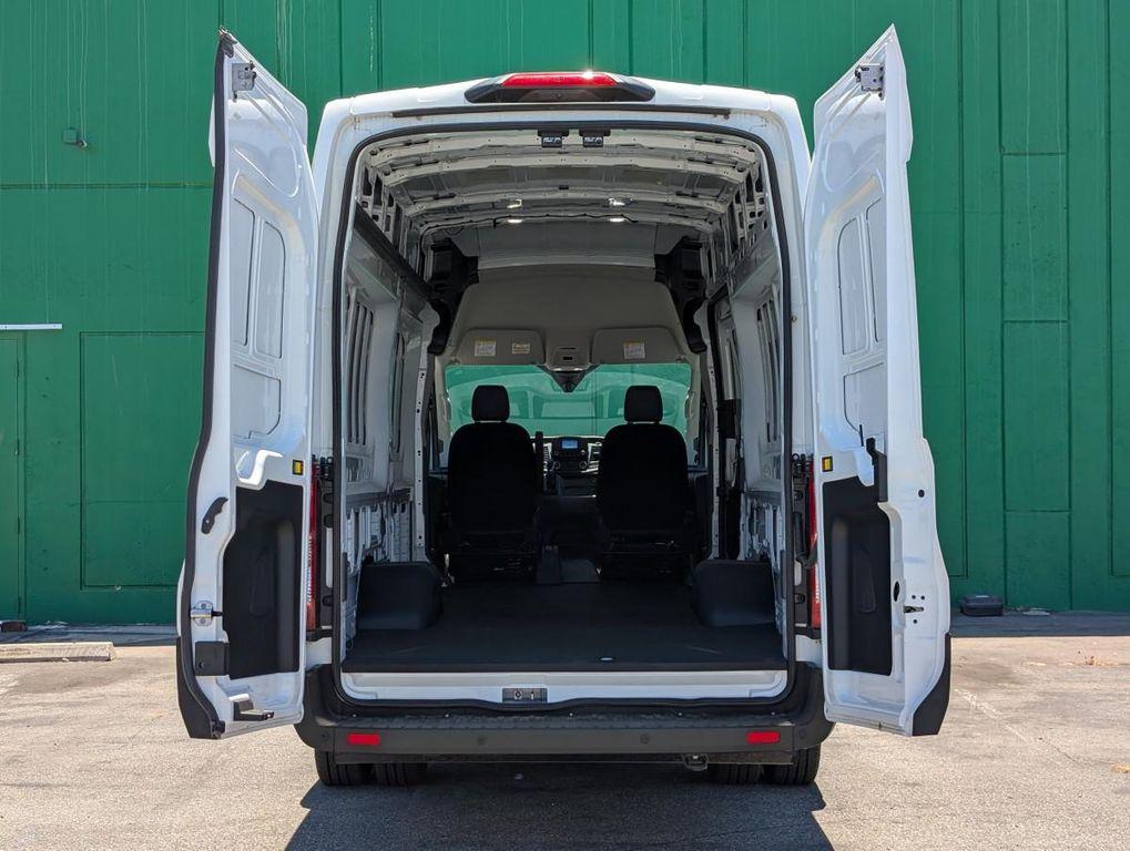 Oxford White 2022 Ford Transit-350 Base