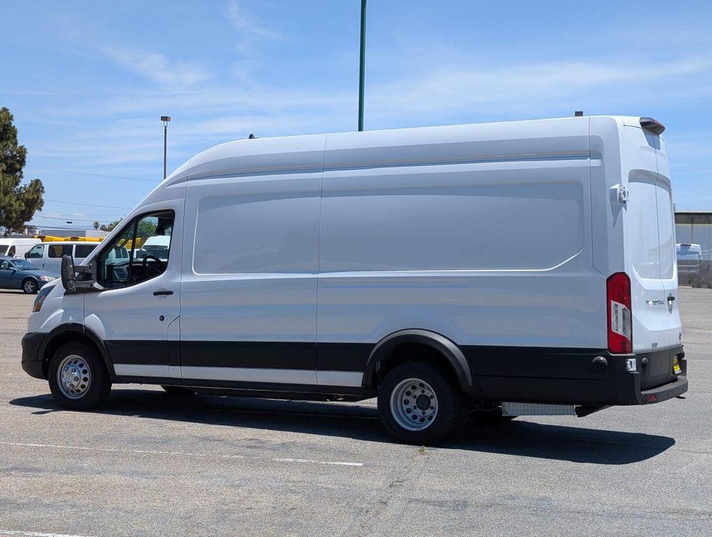 Oxford White 2022 Ford Transit-350 Base
