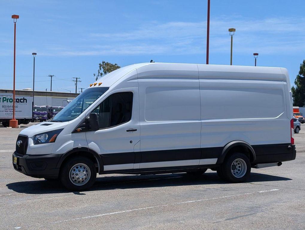 Oxford White 2022 Ford Transit-350 Base
