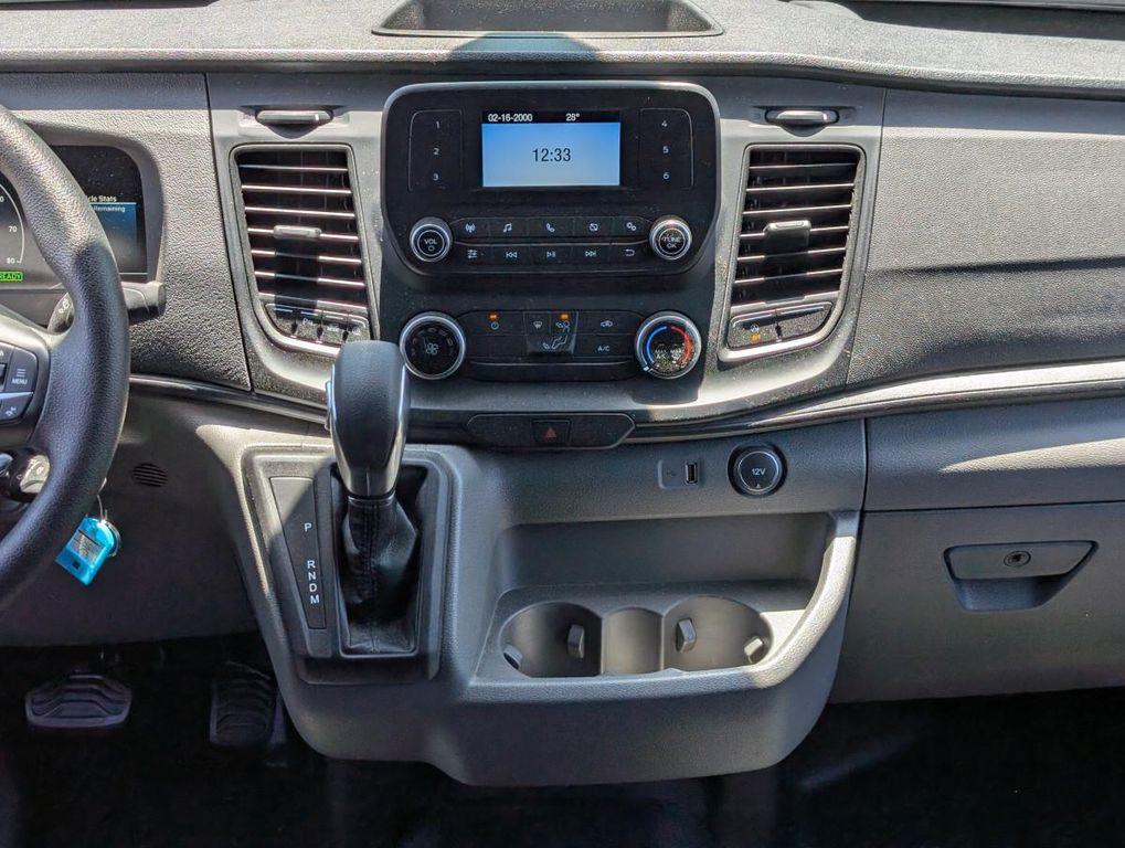 Oxford White 2022 Ford Transit-350 Base