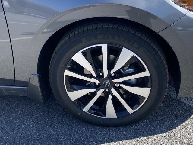 new 2025 Nissan Sentra car, priced at $23,015