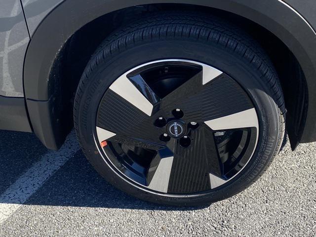 new 2026 Nissan Kicks car, priced at $29,085