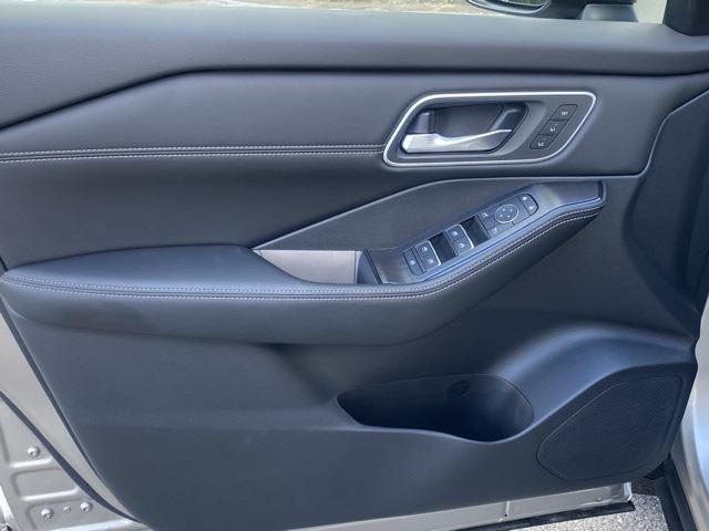 new 2025 Nissan Rogue car, priced at $37,489