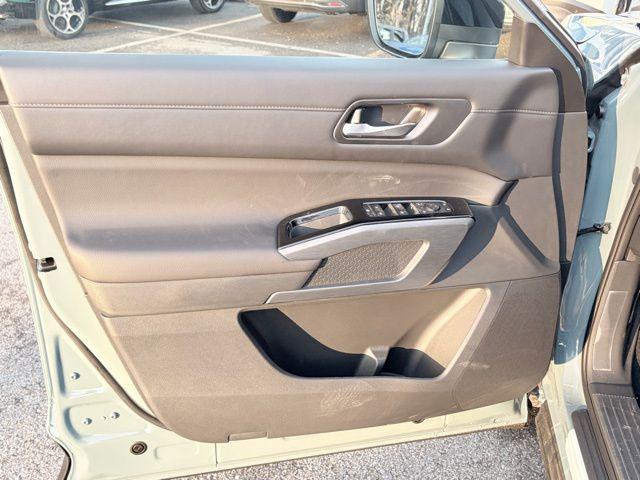 new 2026 Nissan Pathfinder car, priced at $45,285