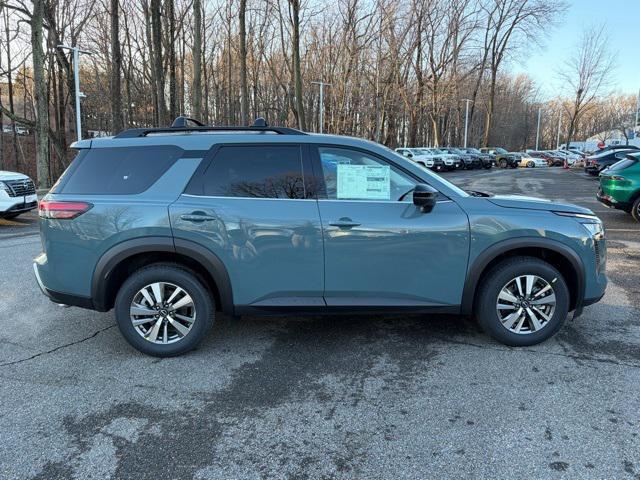 new 2026 Nissan Pathfinder car, priced at $45,285