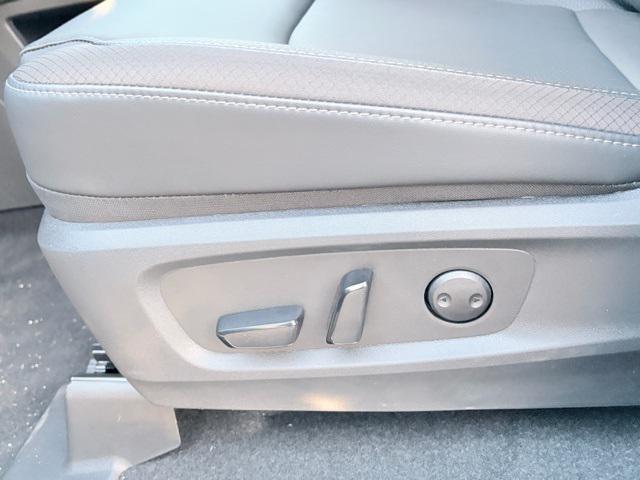 new 2026 Nissan Pathfinder car, priced at $45,285