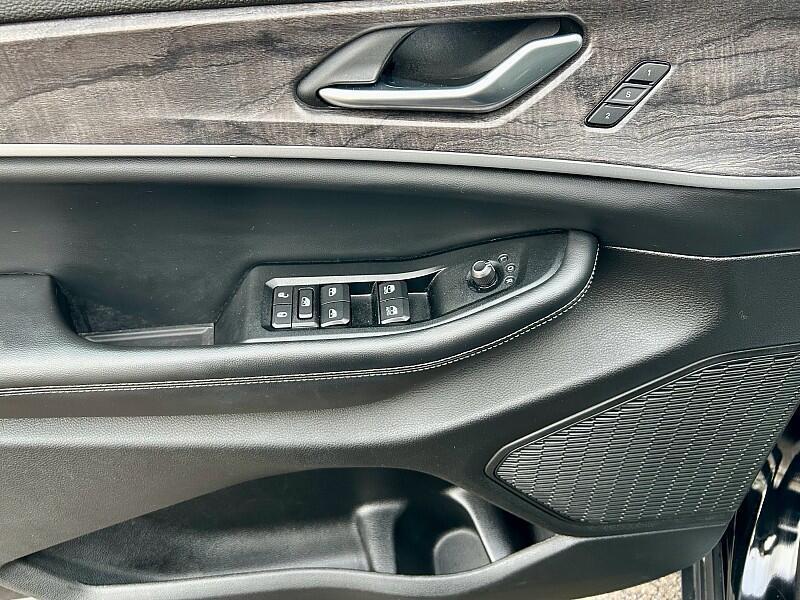 used 2023 Jeep Grand Cherokee car, priced at $29,448