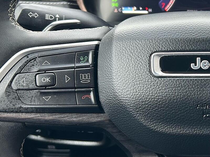 used 2023 Jeep Grand Cherokee car, priced at $29,448