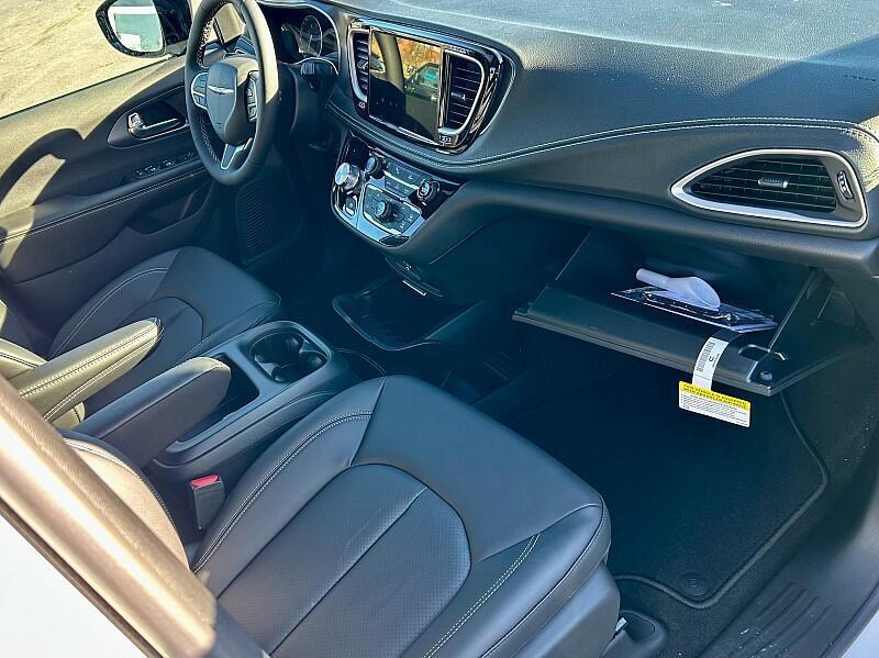 new 2026 Chrysler Pacifica car, priced at $47,000