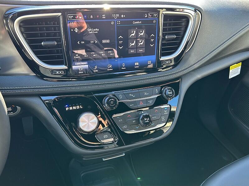 new 2026 Chrysler Pacifica car, priced at $47,446