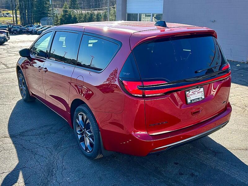 new 2026 Chrysler Pacifica car, priced at $47,446