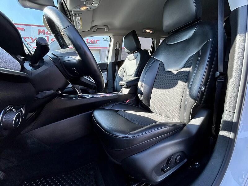 used 2022 Jeep Compass car, priced at $20,996