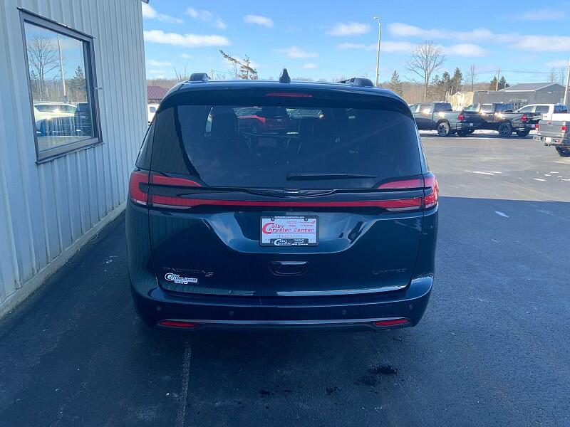 used 2025 Chrysler Pacifica car, priced at $36,976
