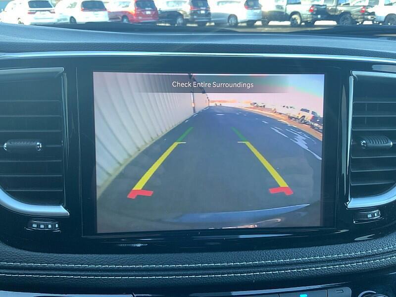 used 2025 Chrysler Pacifica car, priced at $36,976