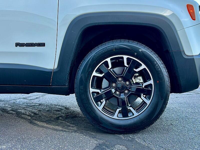 used 2023 Jeep Renegade car, priced at $21,636