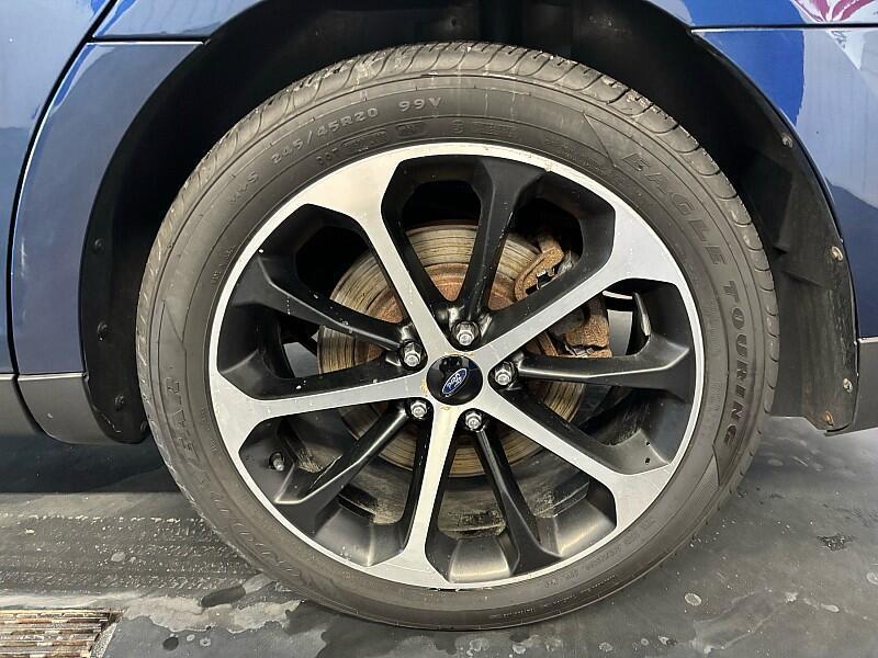 used 2016 Ford Taurus car