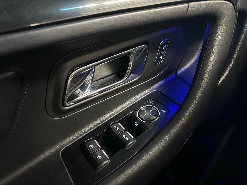 used 2016 Ford Taurus car