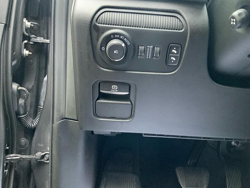 used 2024 Jeep Wagoneer L car, priced at $43,113