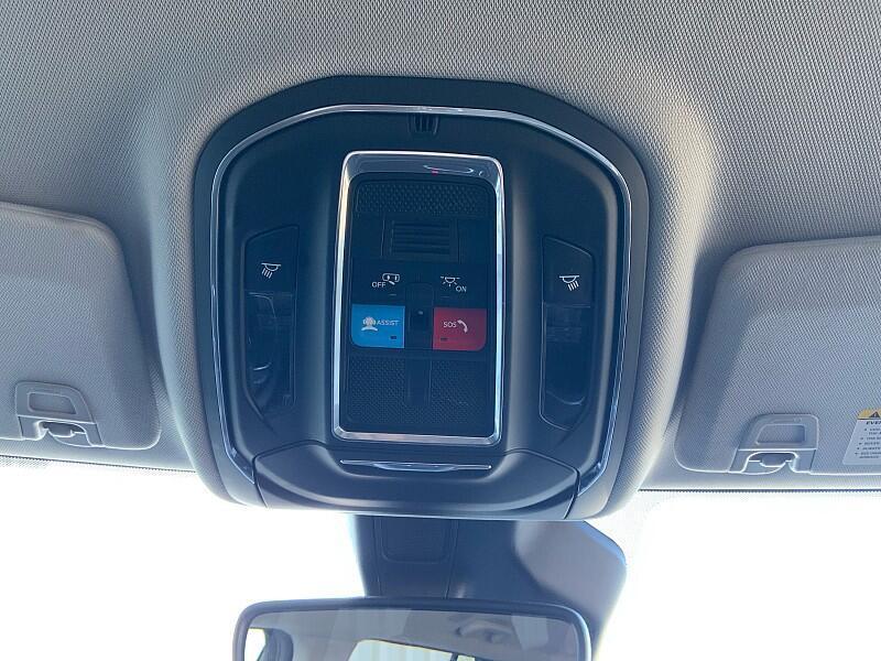 used 2024 Jeep Grand Cherokee car, priced at $32,416