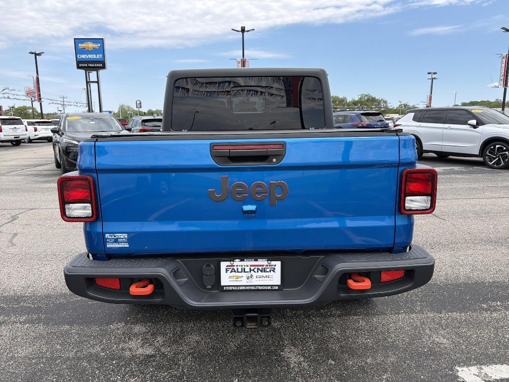 used 2022 Jeep Gladiator car, priced at $37,350