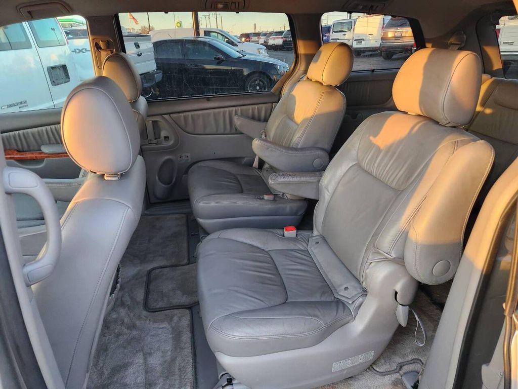 used 2006 Toyota Sienna car, priced at $5,995