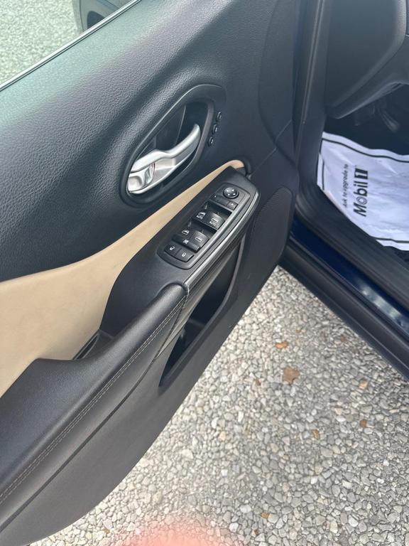 used 2016 Jeep Cherokee car, priced at $13,995