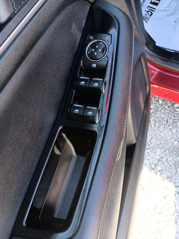 used 2015 Ford Edge car, priced at $13,995