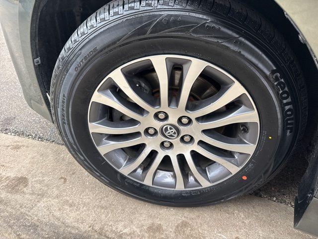 used 2018 Toyota Sienna car, priced at $22,950