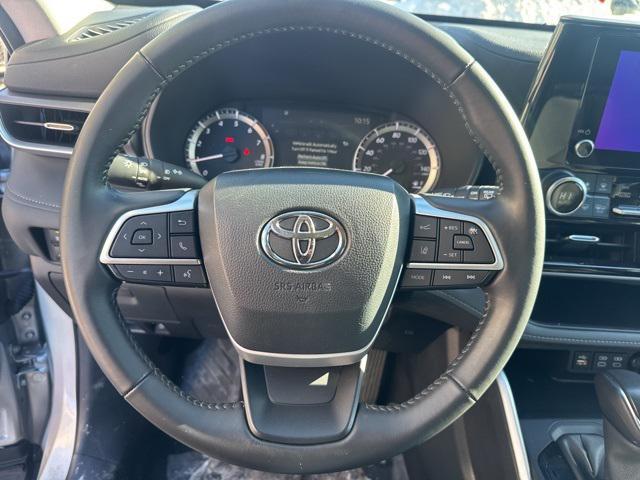 used 2024 Toyota Highlander car, priced at $31,788