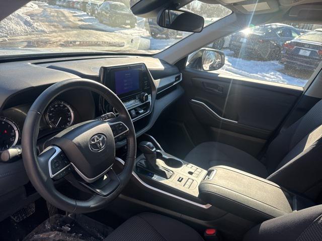used 2024 Toyota Highlander car, priced at $31,788